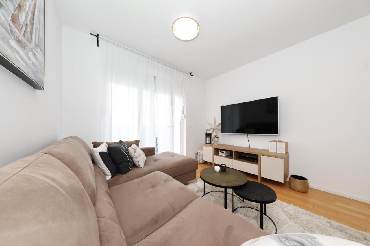Apartman Maresa Zara Esterno foto